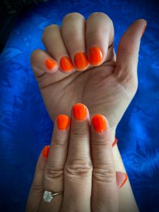 Vernis orange fluo